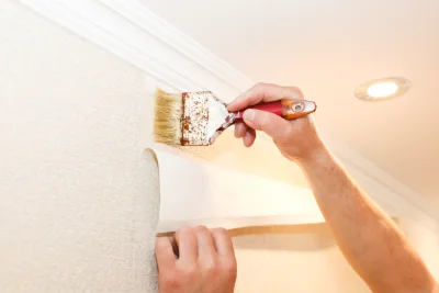 Pose de papier peint à Bieujac — revêtements muraux et toiles de verre
